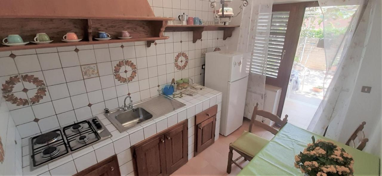 Apartments Eva Замбратия Екстериор снимка