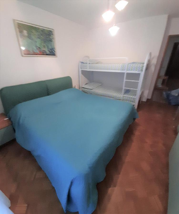 Apartments Eva Замбратия Екстериор снимка