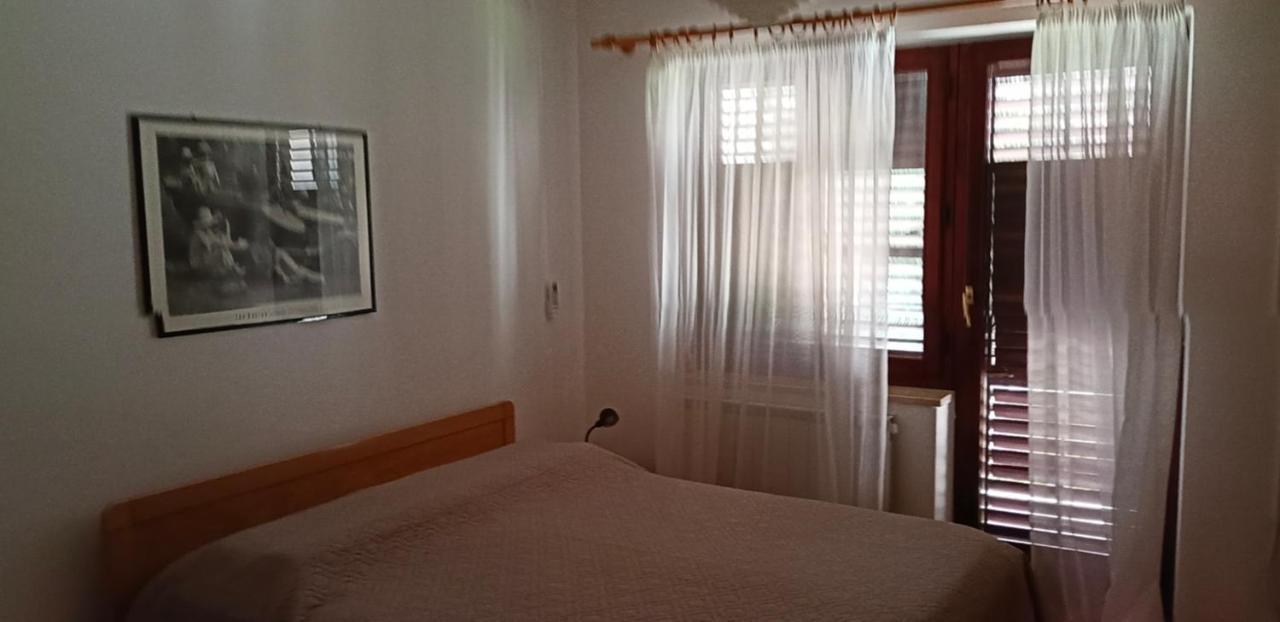 Apartments Eva Замбратия Екстериор снимка